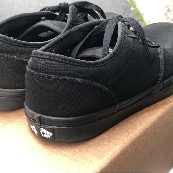 Vans (721356) Men's Black Skateboarding Shoes Sneakers Size 9.5 - Picture 5 of 10